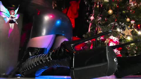 missAsmodeus online show from 12/28/24, 10:55