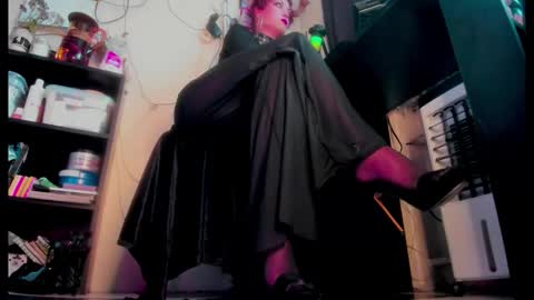 missAsmodeus online show from 09/18/25, 09:55