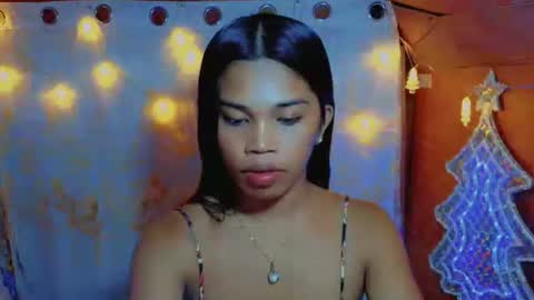 Snapshot of miss_bellah chatting on 12/16/25, 01:16 Bellah online show from 12/16/25, 01:16
