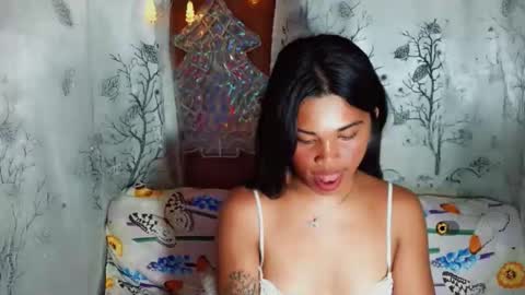 Snapshot of miss_bellah chatting on 05/23/26, 04:33 Bellah online show from 05/23/26, 04:33