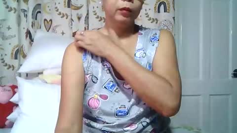 miss_capricorn online show from 02/25/26, 08:29