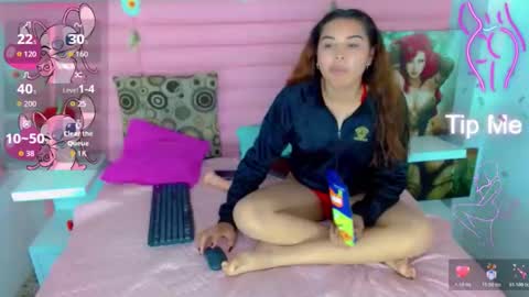 miss_charlotte78 online show from 11/21/25, 09:57