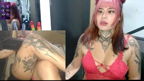 Snapshot of miss_clover chatting on 11/10/25, 09:41 miss_clover online show from 11/10/25, 09:41