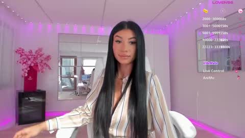 miss_diamond__ online show from 05/12/26, 05:26