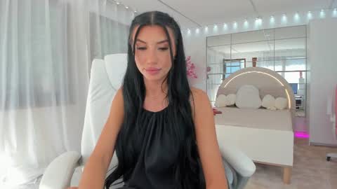 miss_diamond__ online show from 06/10/26, 06:45
