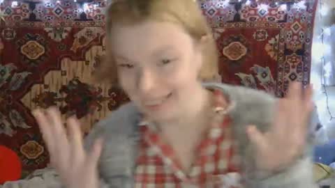 Elis online show from 10/16/25, 11:22