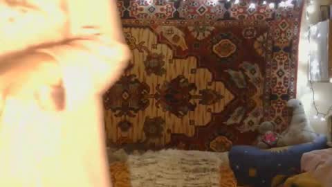 Elis online show from 01/14/26, 04:45