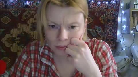 Elis online show from 05/15/26, 11:17