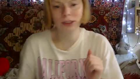 Elis online show from 05/25/26, 11:27