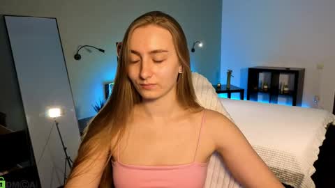 Emily online show from 05/11/26, 08:09