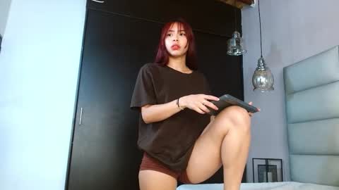 Snapshot of miss_emma_2 chatting on 02/23/26, 07:44 emma online show from 02/23/26, 07:44