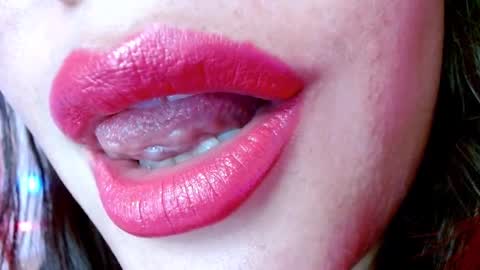 Miss Evoleth online show from 01/25/25, 01:21