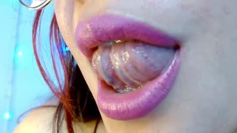 Miss Evoleth online show from 01/28/25, 05:00