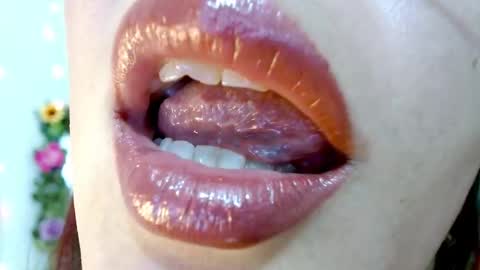 Miss Evoleth online show from 02/09/25, 06:11