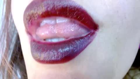 Miss Evoleth online show from 09/11/25, 03:45