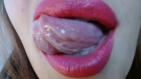 Miss Evoleth online show from 12/14/25, 05:29