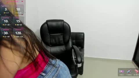 miss_eylens online show from 03/04/25, 12:39