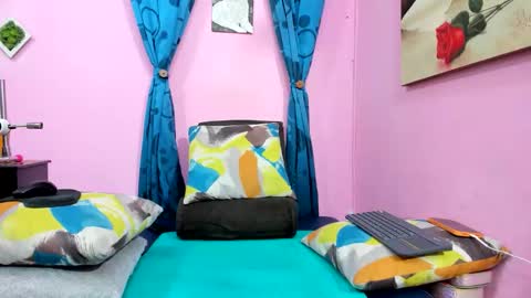 Monica Patricia online show from 03/18/26, 10:02