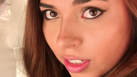 Snapshot of miss_galaxxia chatting on 01/07/25, 07:10 Elisabeth IG galax xxia online show from 01/07/25, 07:10