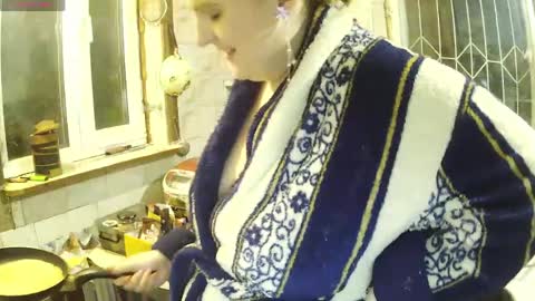 Miss Iriss online show from 05/08/26, 07:30