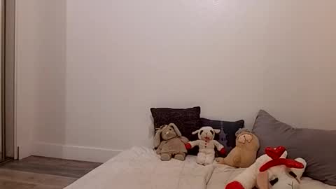 Miss Ivory online show from 03/06/26, 03:03