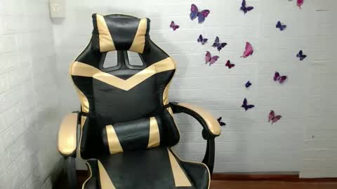 miss_jackilynxxx online show from 05/03/26, 04:40