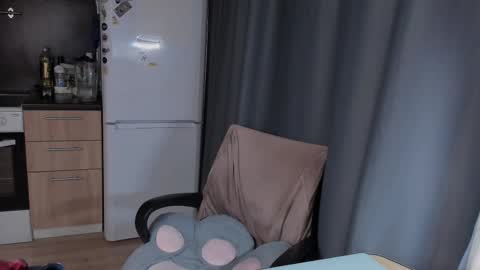 Jess online show from 02/26/25, 01:19