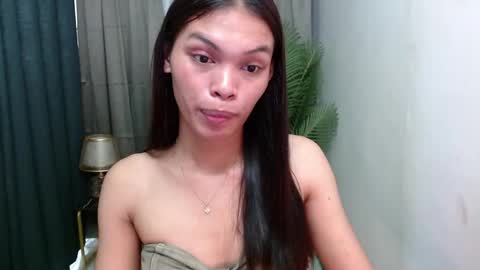 Snapshot of miss_jhes chatting on 02/05/26, 04:00 Jhes online show from 02/05/26, 04:00