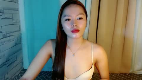 Snapshot of miss_kath chatting on 12/22/24, 05:56 miss kath online show from 12/22/24, 05:56