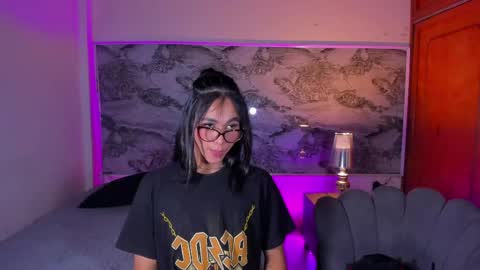 miss_khalifadoll online show from 04/15/26, 04:08