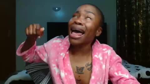 Miss Kiarrafit online show from 12/15/24, 09:31