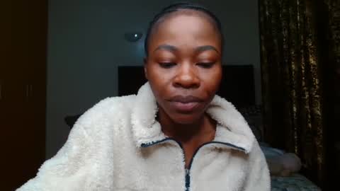 Miss Kiarrafit online show from 03/06/25, 06:26