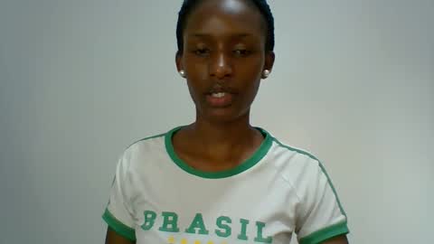 kiki online show from 10/06/25, 06:33