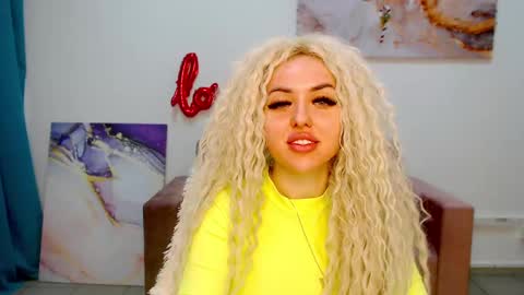 Snapshot of miss_kiten chatting on 02/09/25, 07:41 miss_kiten online show from 02/09/25, 07:41