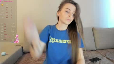 Snapshot of miss_kitty13 chatting on 02/28/25, 03:15 Kitty online show from 02/28/25, 03:15