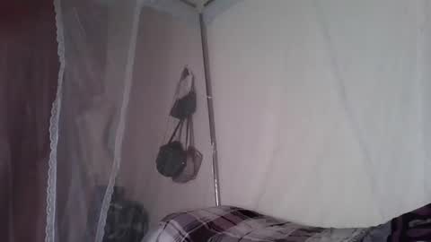 Snapshot of miss_kookie chatting on 03/01/25, 01:29 miss_kookie online show from 03/01/25, 01:29