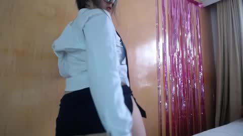 lilieth  online show from 04/06/26, 10:54