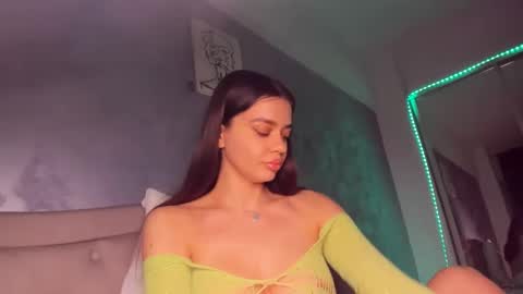 miss_medyson online show from 01/28/25, 03:14