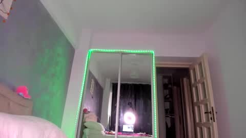 miss_medyson online show from 03/03/25, 07:43