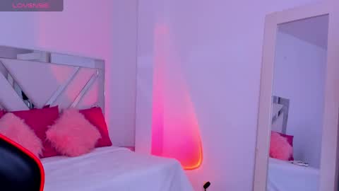   online show from 03/10/25, 12:48