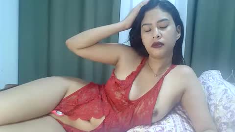 miss_merryjude01 online show from 11/14/25, 11:35