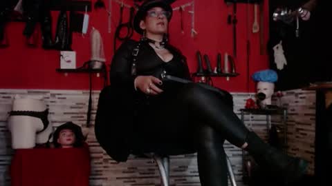 Mistress Miranda online show from 11/09/25, 12:09