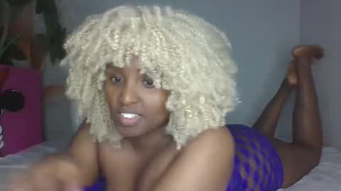 Snapshot of miss_nada chatting on 05/28/26, 08:06 sophia online show from 05/28/26, 08:06