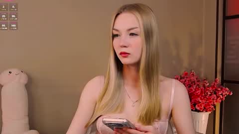 Snapshot of miss_nicoletta chatting on 07/06/26, 10:56 Nicole online show from 07/06/26, 10:56