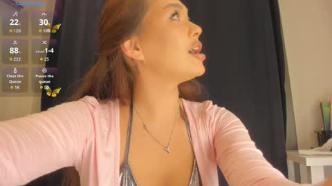 Snapshot of miss_rioko chatting on 10/22/25, 06:51 Rioko online show from 10/22/25, 06:51