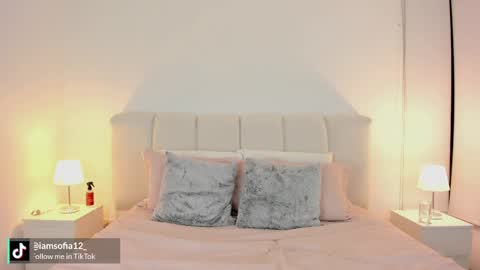Sofia Alvarez online show from 05/27/26, 12:07