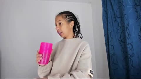 miss_sparkle666 online show from 01/05/25, 01:13