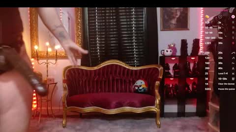 Snapshot of miss_strapon chatting on 10/31/25, 02:51 Goddess Laura online show from 10/31/25, 02:51