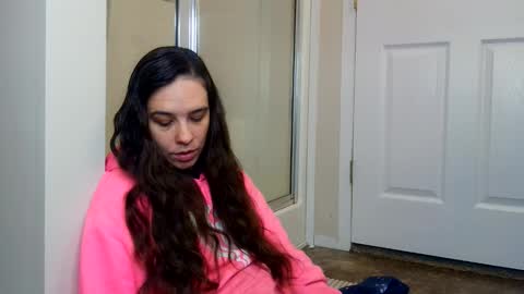 Bella online show from 06/09/26, 11:38