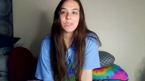 Bella online show from 06/30/26, 05:14
